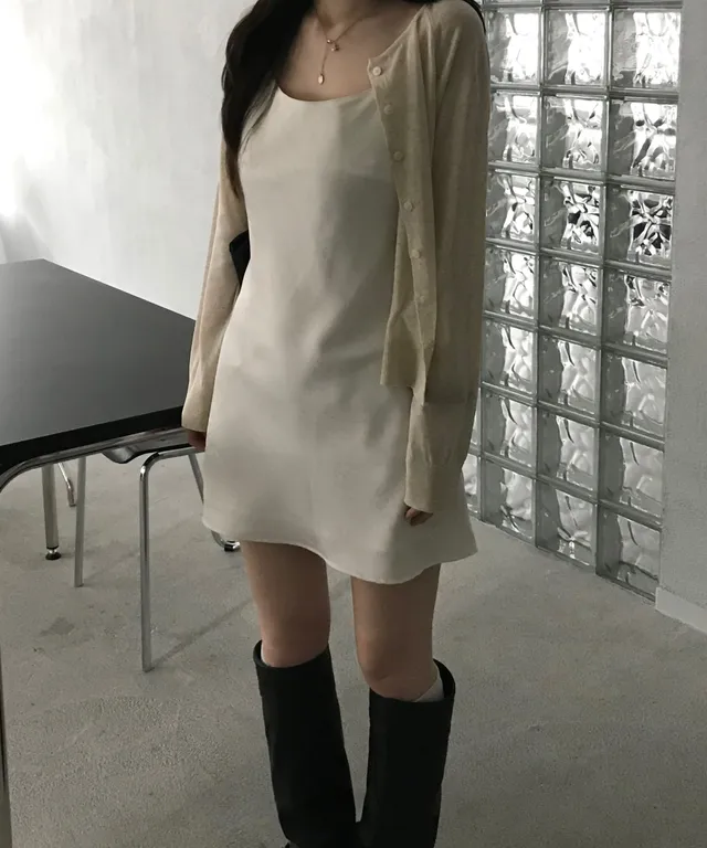 플라워 새틴 미니 원피스 (one color) 추가 이미지 3