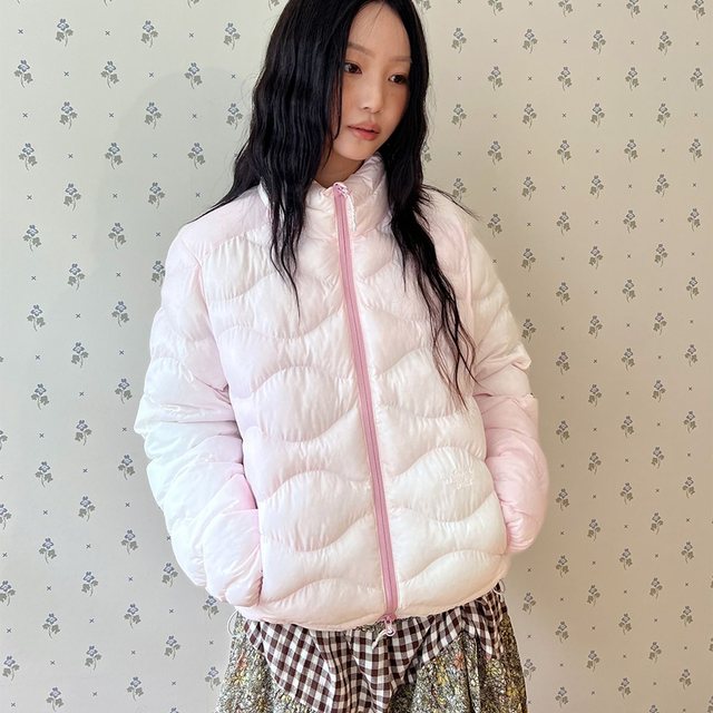 SOFT AIR HIGH-NECK PADDED JACKET CLOUD PINK(CV2GFUB902A)