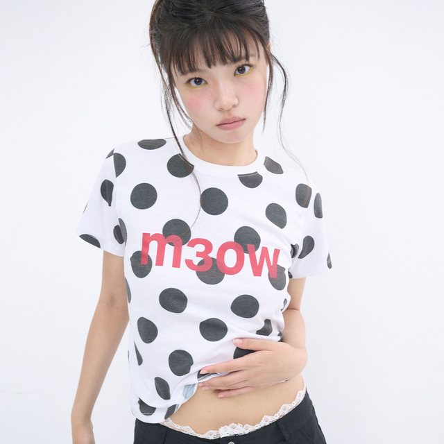 M3OW SLIM DOT T SHIRT